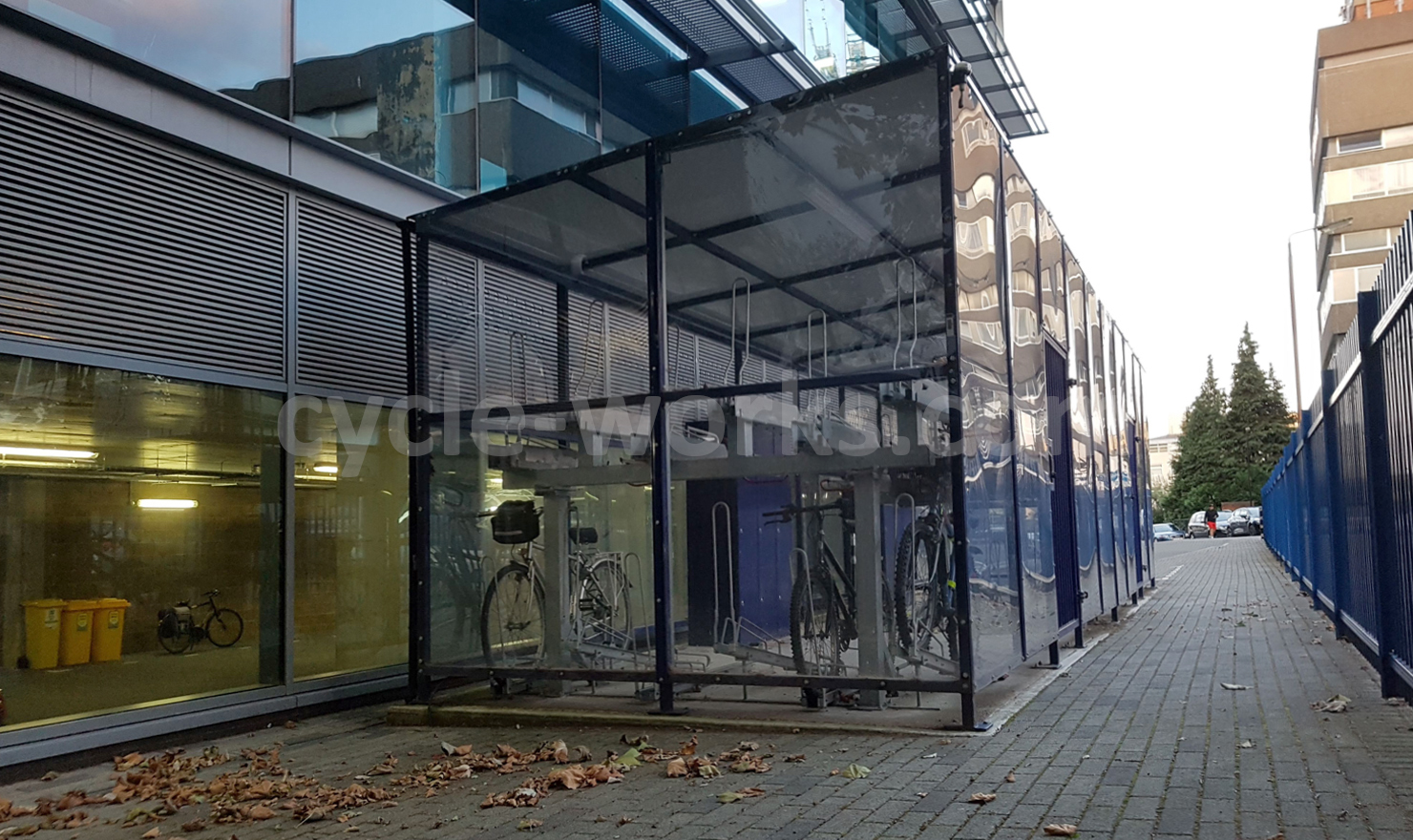 Avon Compound Cycle Shelter