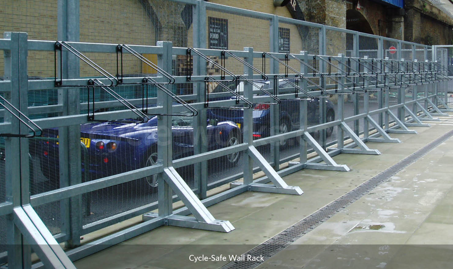 Cycle-Safe Wall Rack on Frame Works